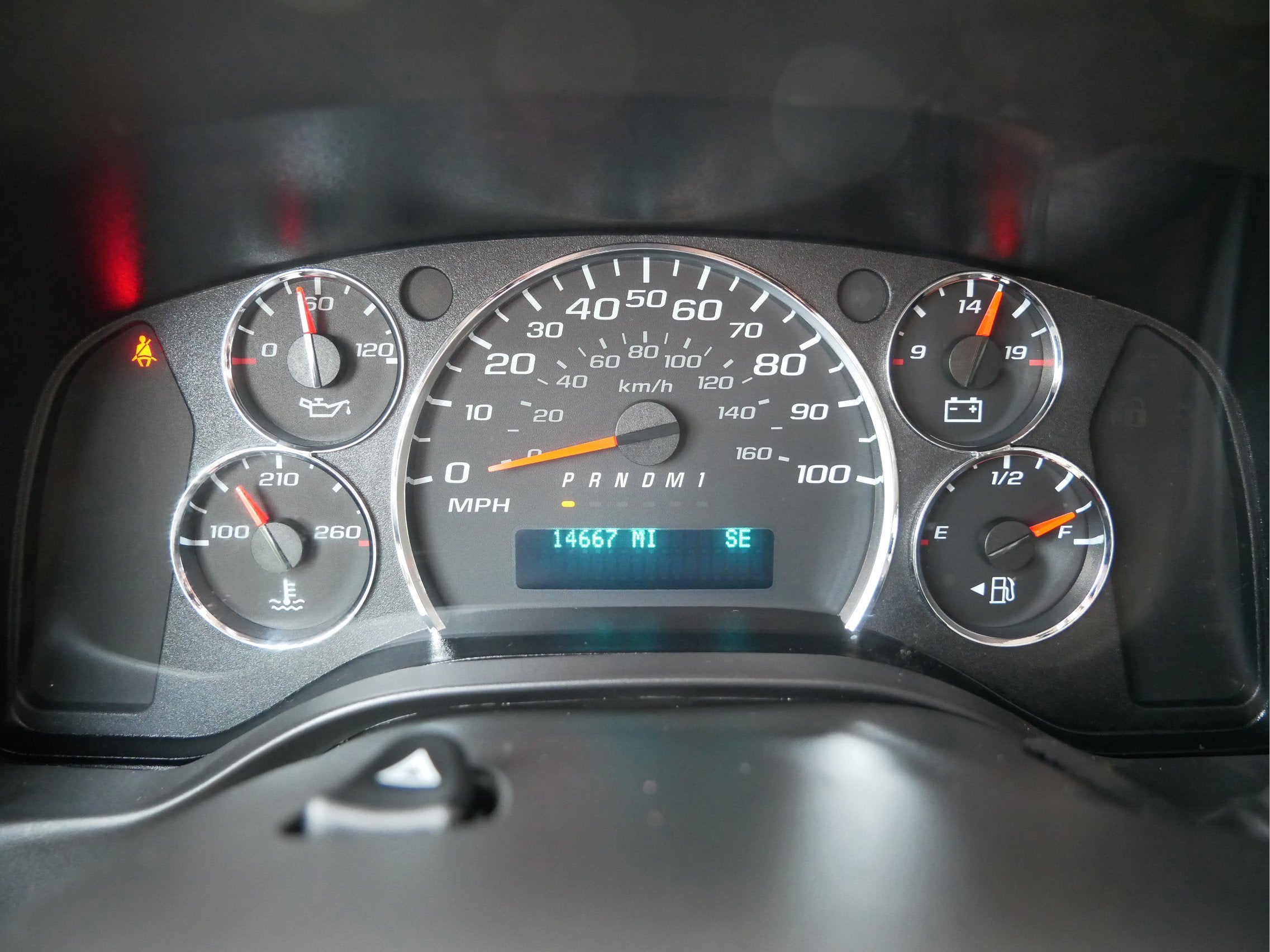 2024 Chevrolet Express Passenger 3500 1LT