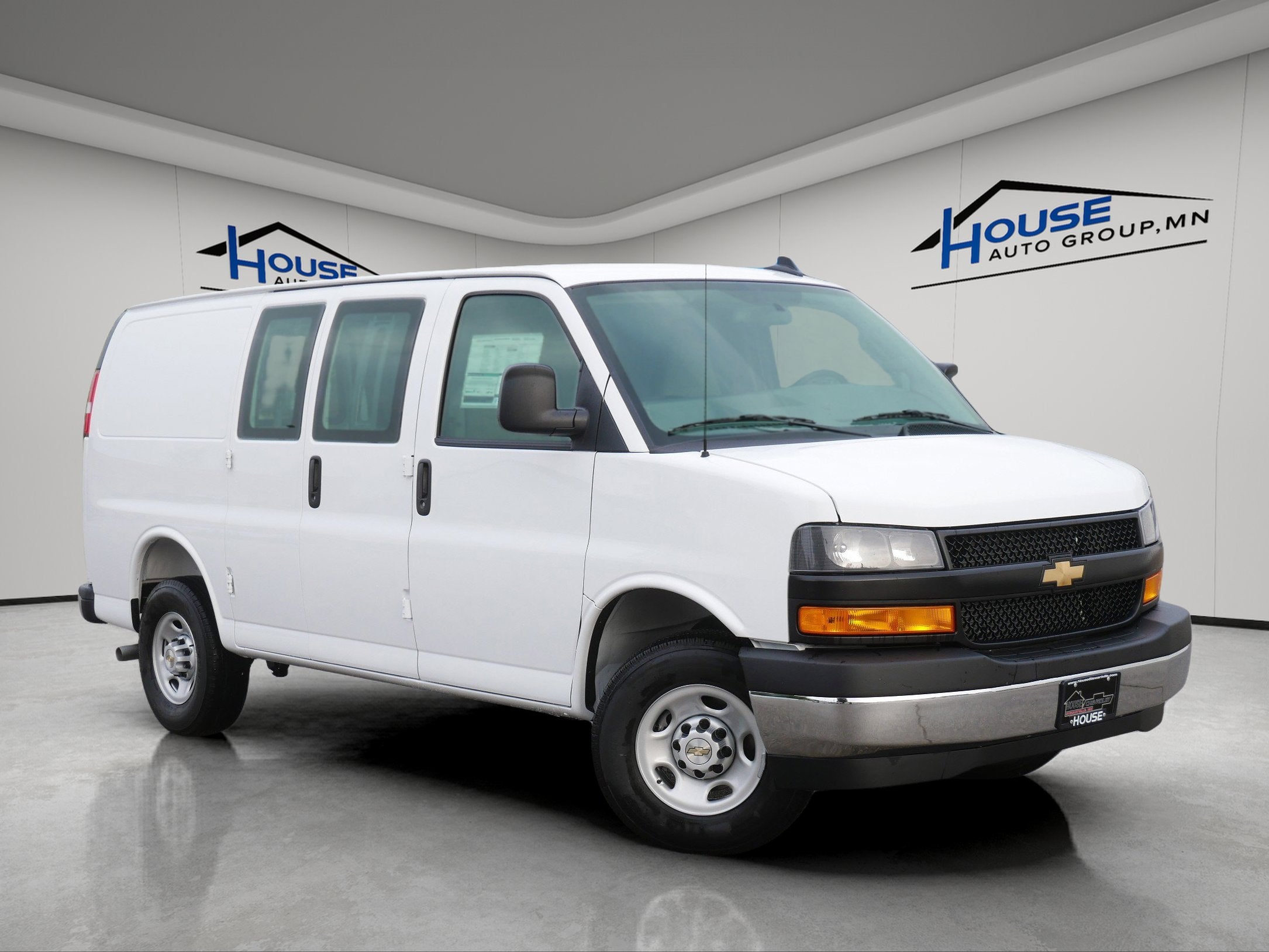 2025 Chevrolet Express Cargo 2500 Base