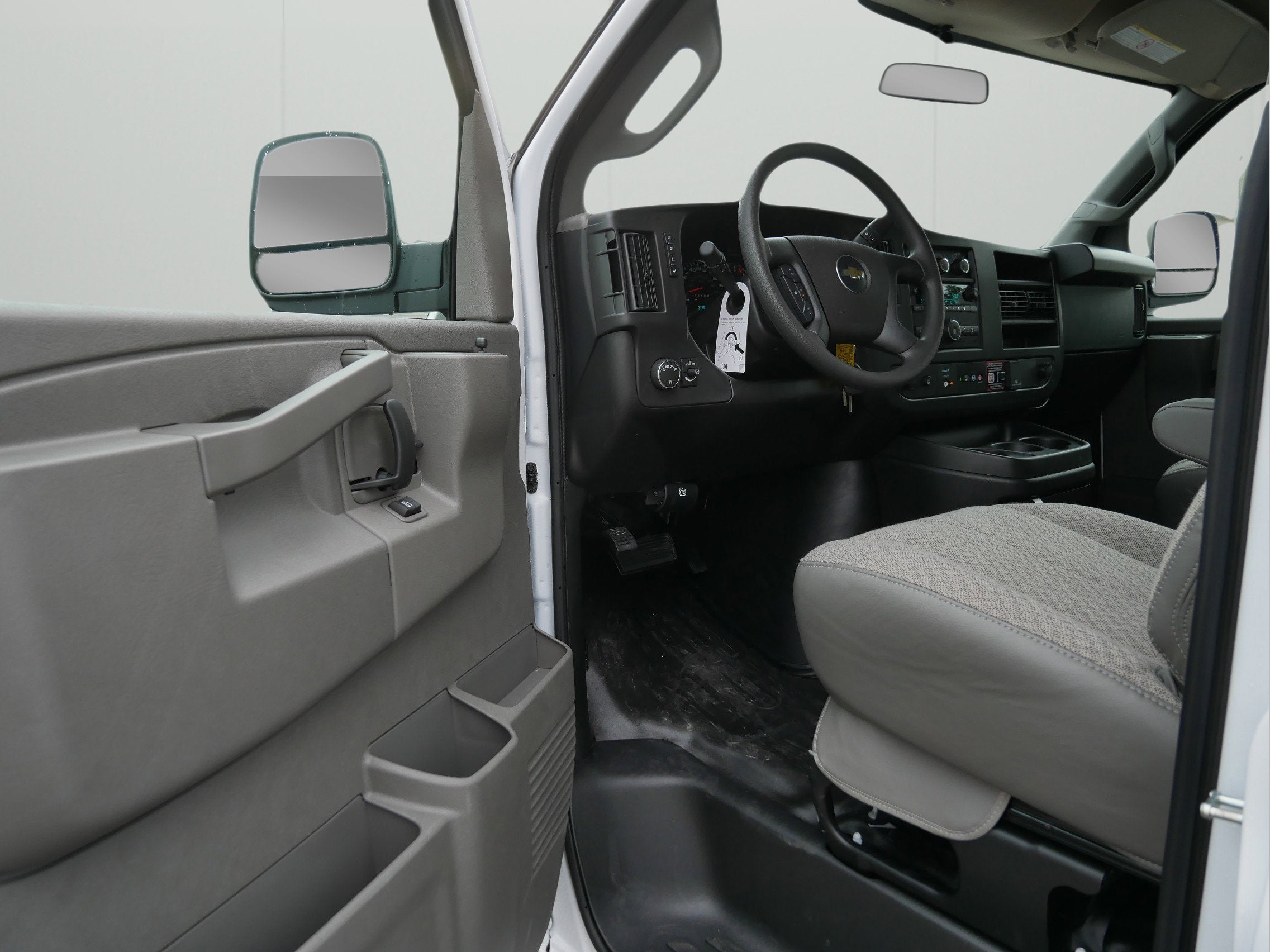 2025 Chevrolet Express Cargo 2500 Base