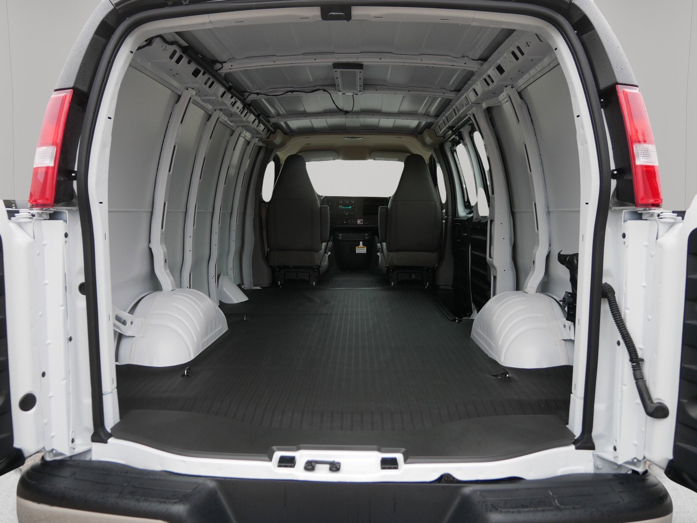 2025 Chevrolet Express Cargo 2500 Base