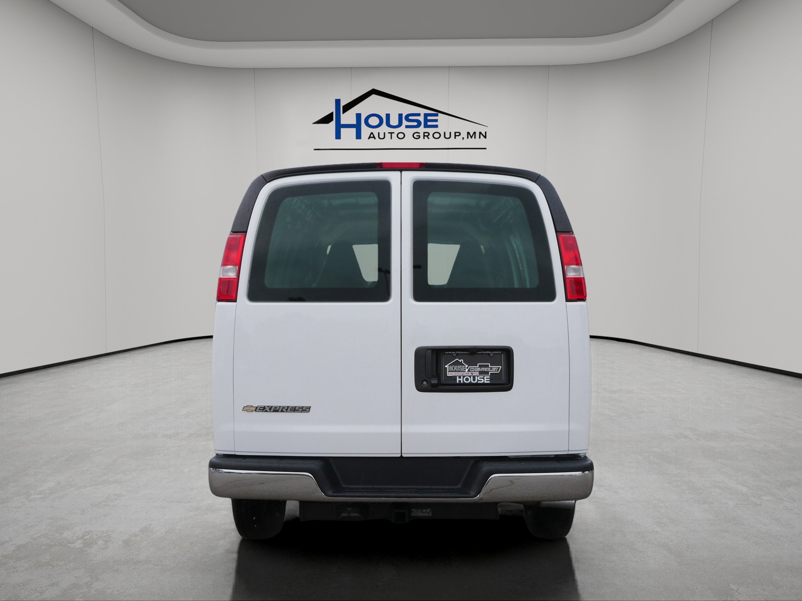 2025 Chevrolet Express Cargo 2500 Base