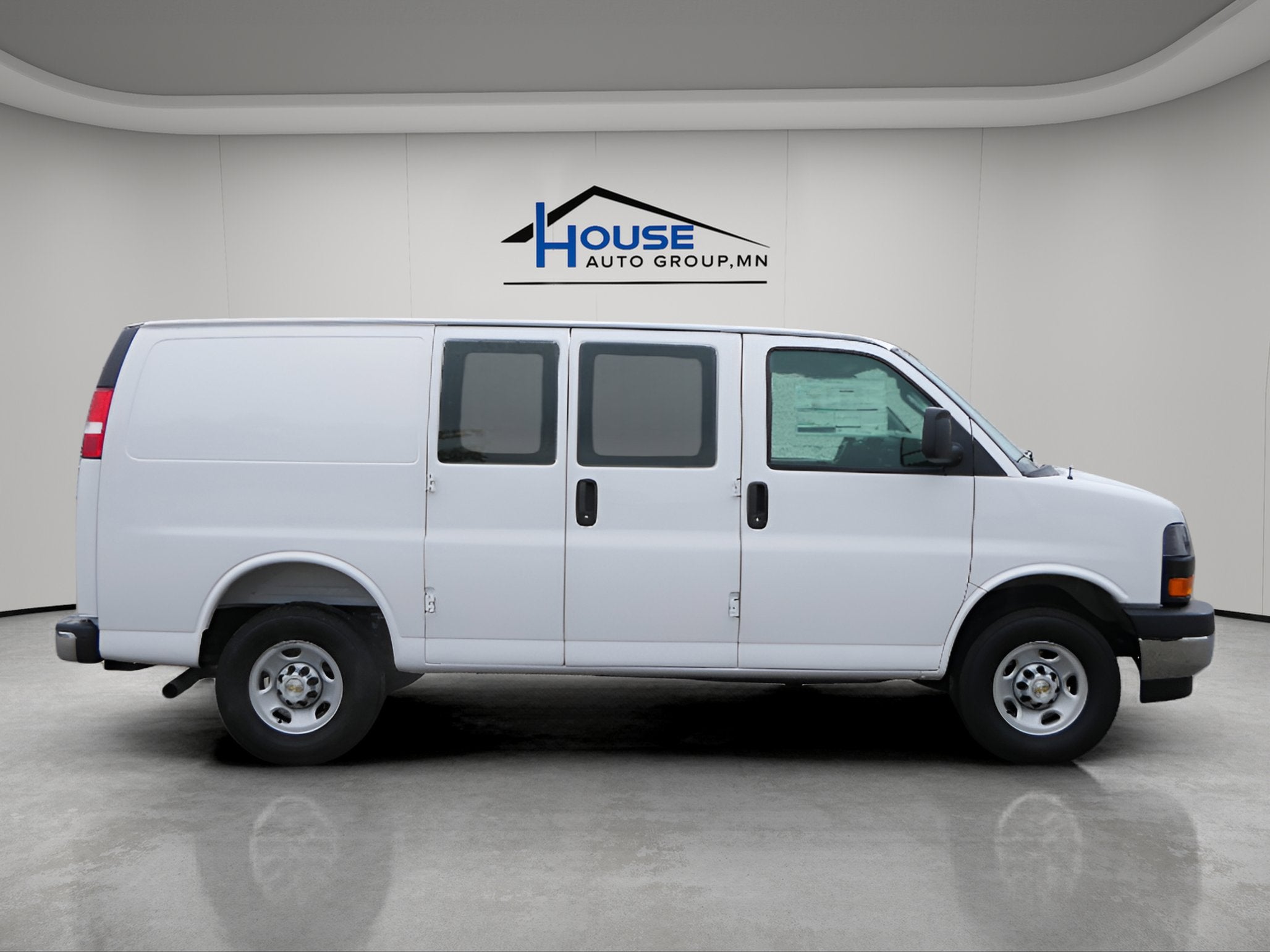 2025 Chevrolet Express Cargo 2500 Base