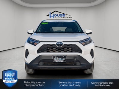 2025 Toyota RAV4 XLE