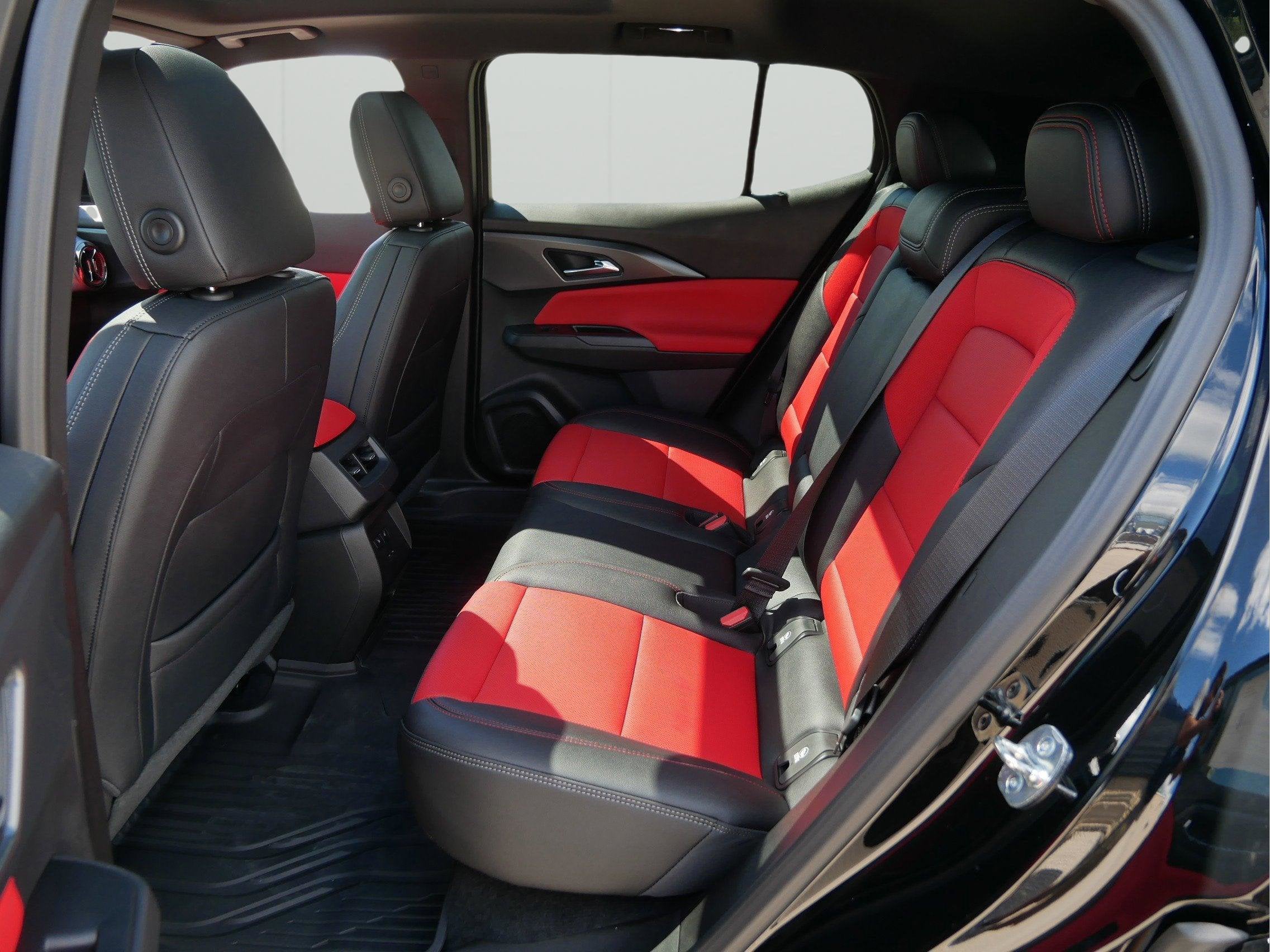 2025 Chevrolet Equinox EV RS