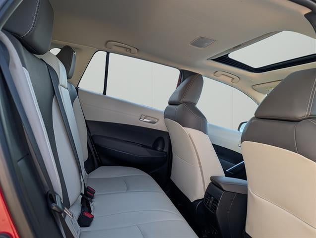 2024 Toyota Corolla Cross XLE