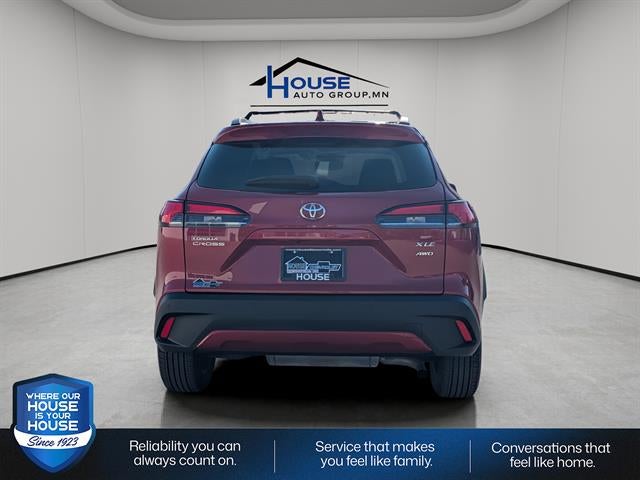 2024 Toyota Corolla Cross XLE