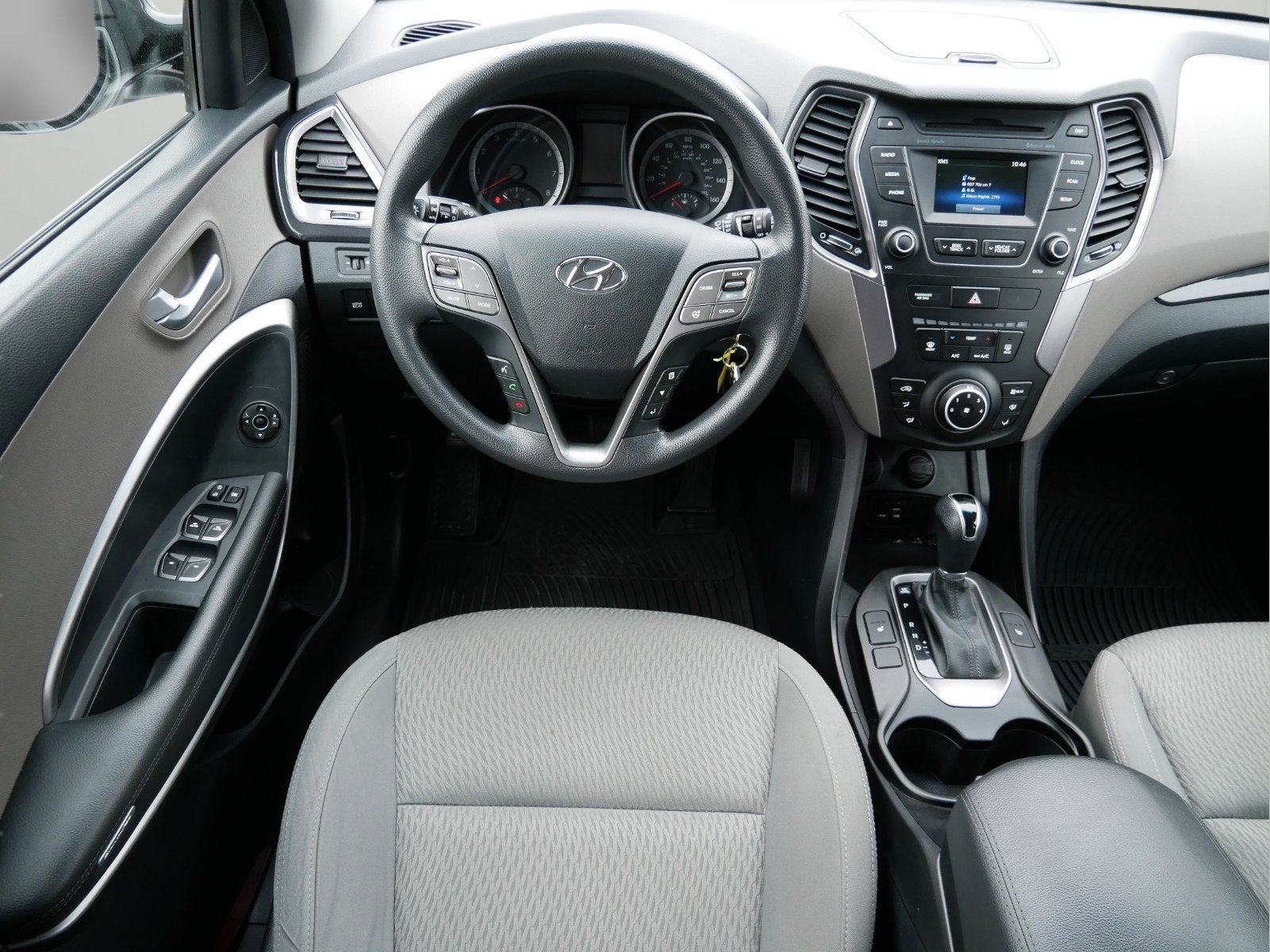 2016 Hyundai Santa Fe SE