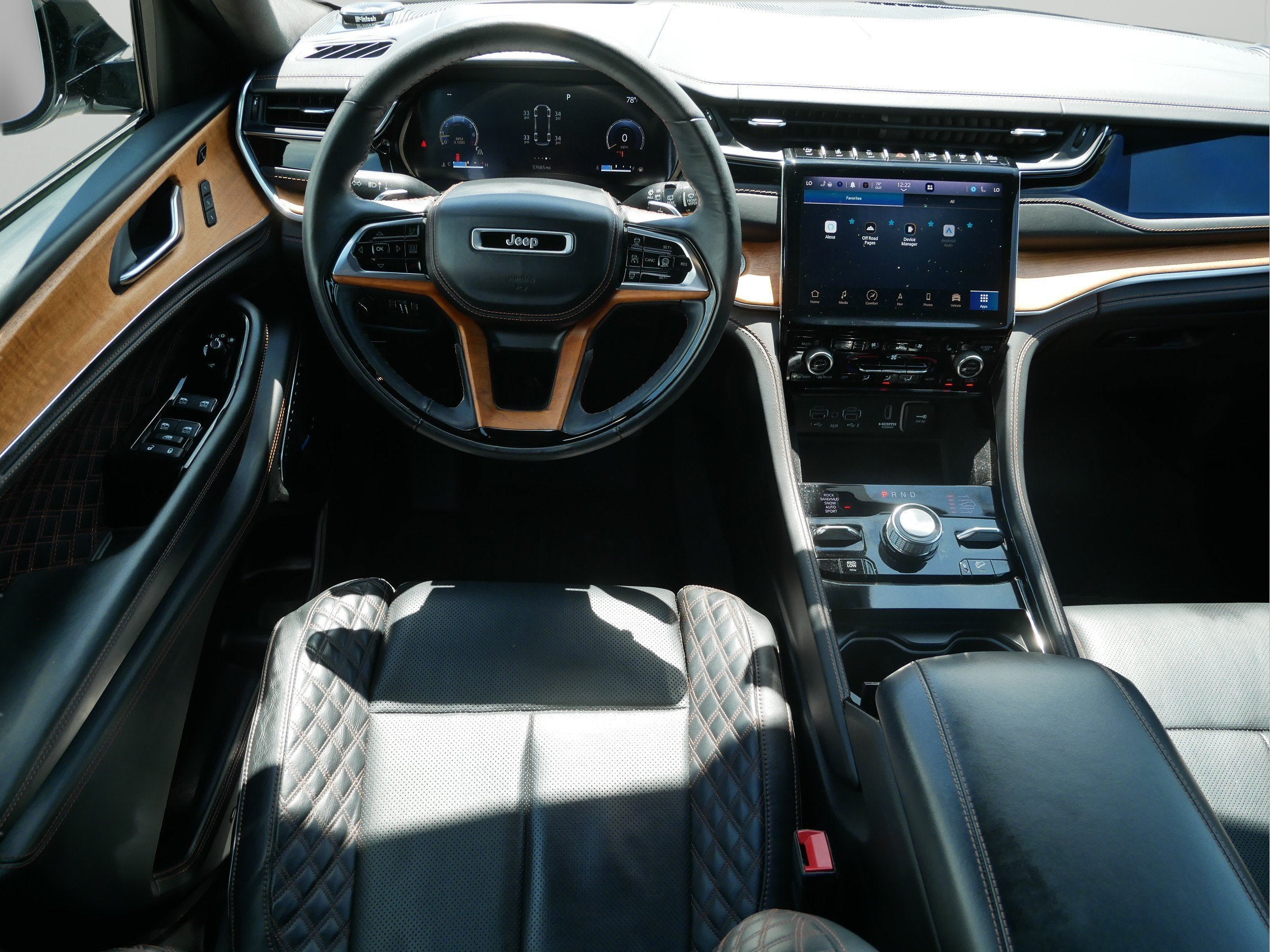 2022 Jeep Grand Cherokee Summit Reserve
