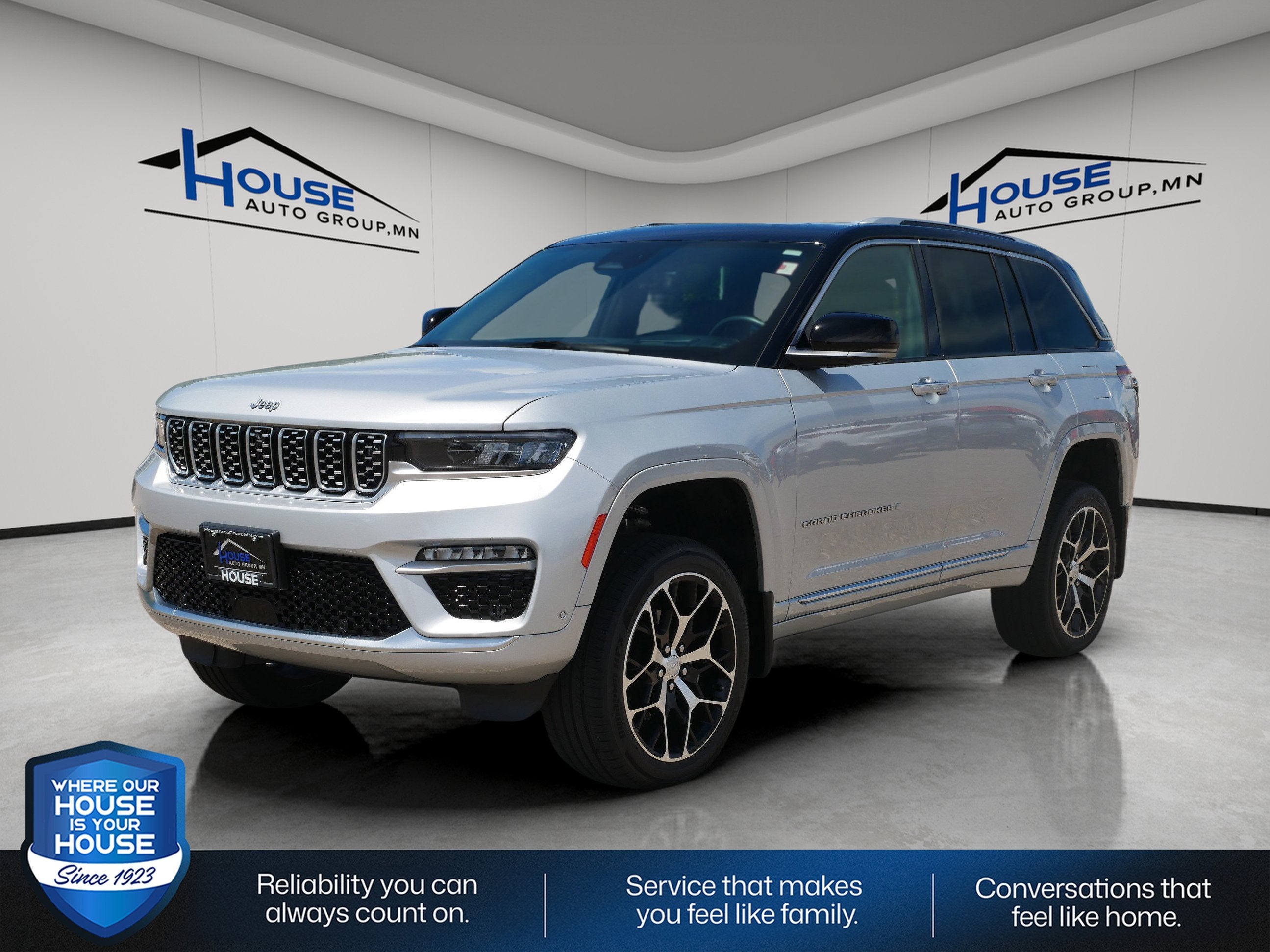 2022 Jeep Grand Cherokee Summit Reserve