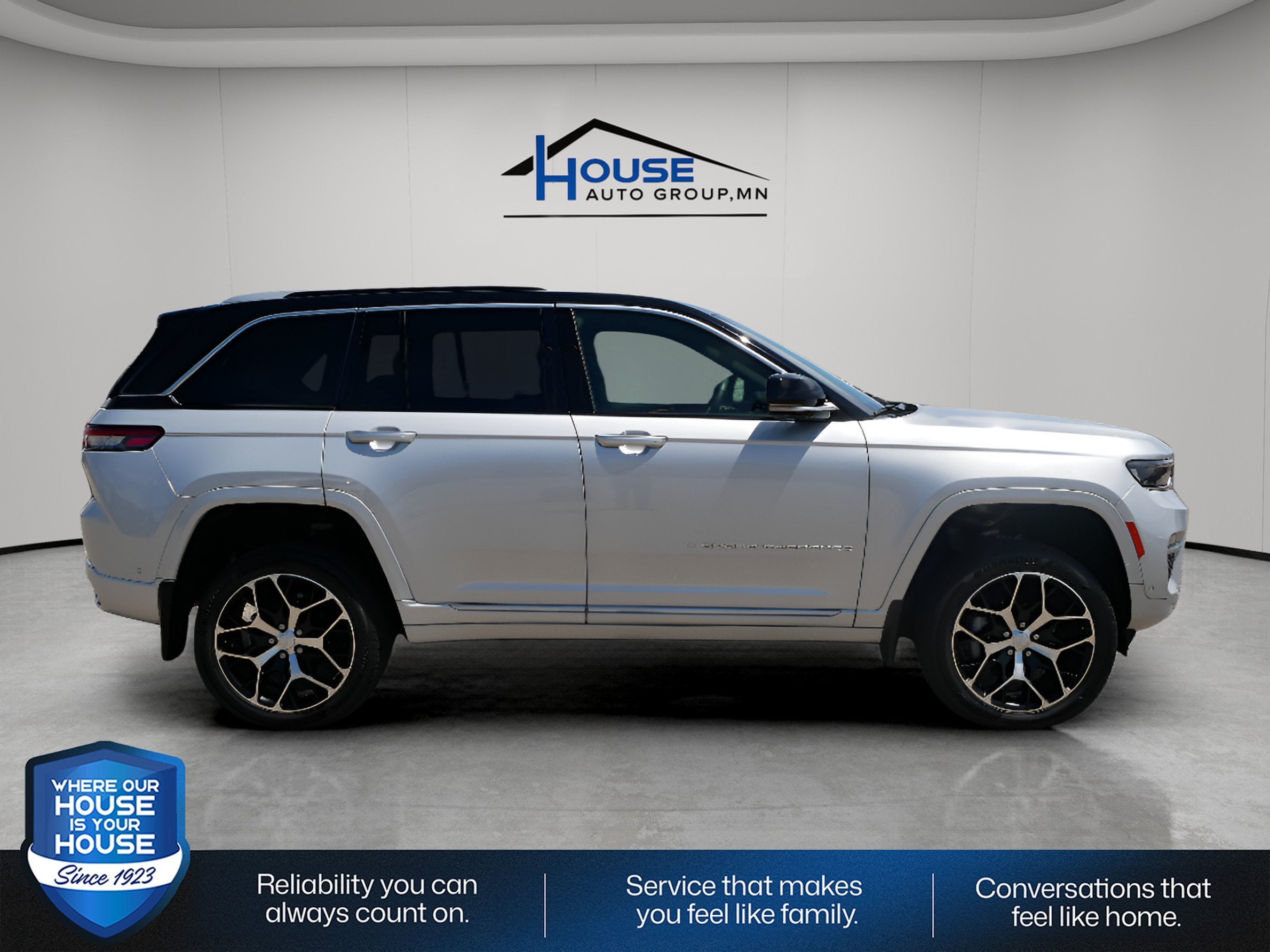 2022 Jeep Grand Cherokee Summit Reserve