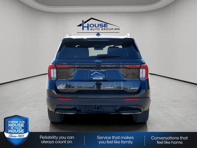 2025 Ford Explorer ST-Line