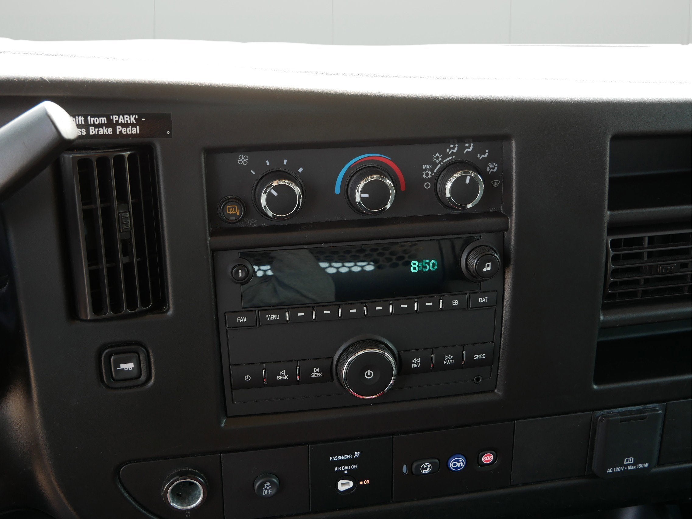 2023 Chevrolet Express Cargo 2500 1WT