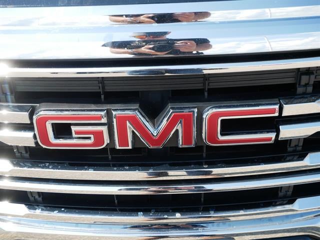 2023 GMC Acadia Base