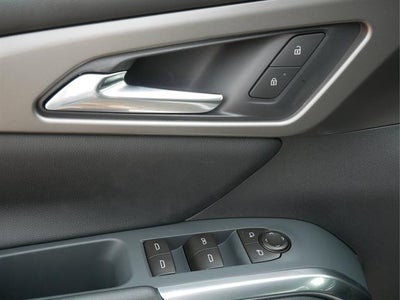 2027 Chevrolet Traverse LT w/2LT