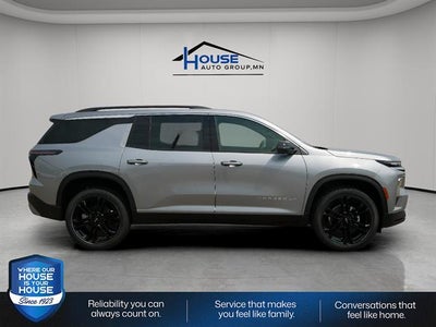 2027 Chevrolet Traverse LT w/2LT