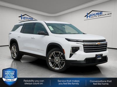 2027 Chevrolet Traverse LT w/2LT