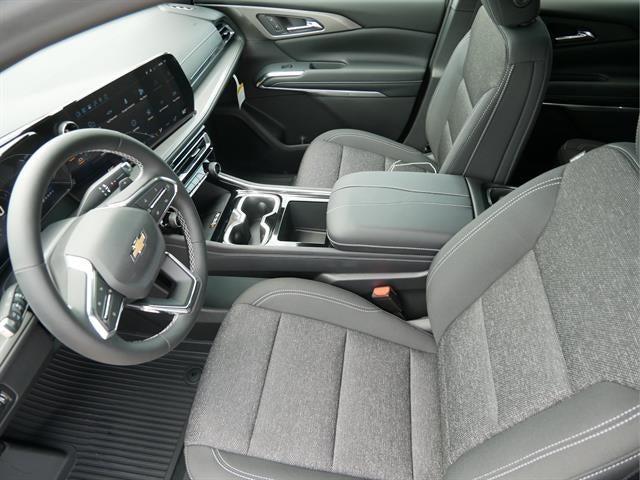 2027 Chevrolet Traverse LT w/2LT