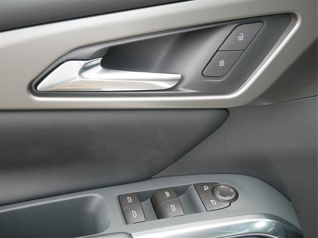 2027 Chevrolet Traverse LT w/2LT