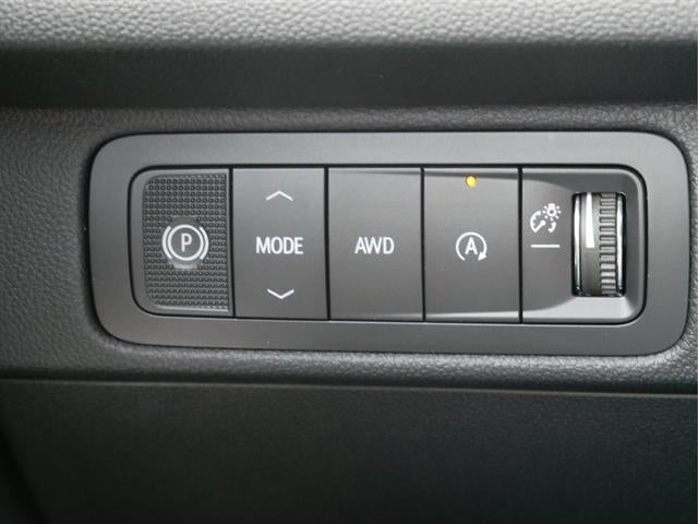 2027 Chevrolet Traverse LT w/2LT