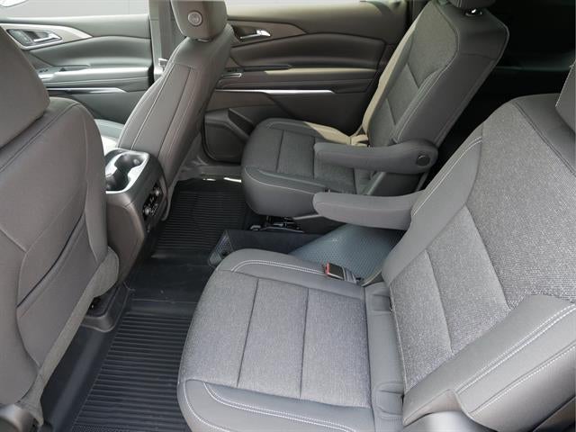 2027 Chevrolet Traverse LT w/2LT