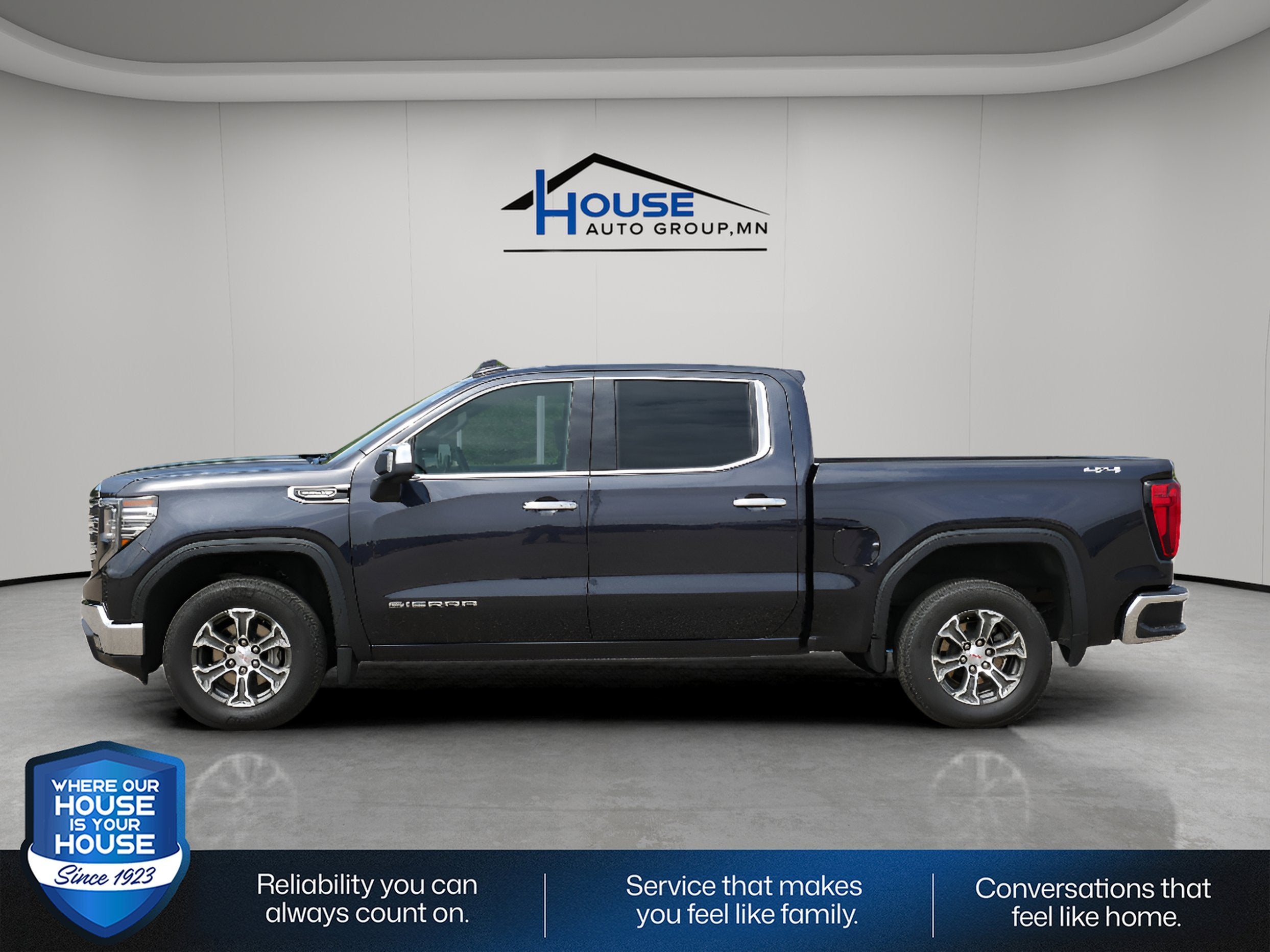 2025 GMC Sierra 1500 SLT