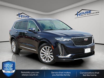 2022 Cadillac XT6 Base