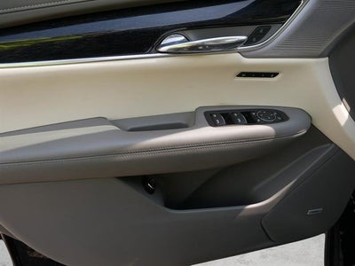 2022 Cadillac XT6 Base