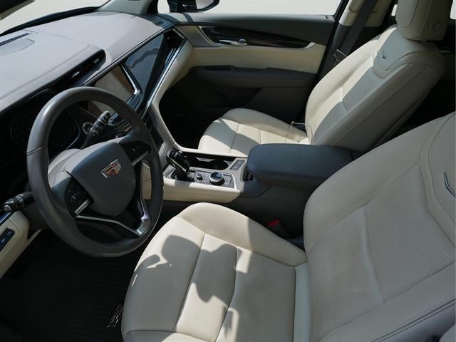 2022 Cadillac XT6 Base