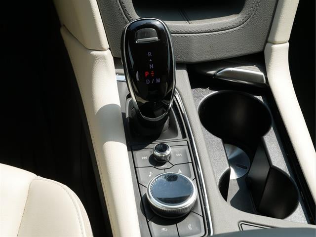 2022 Cadillac XT6 Base