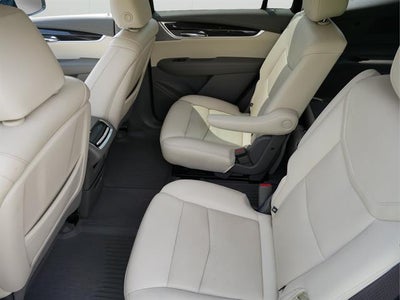 2022 Cadillac XT6 Base