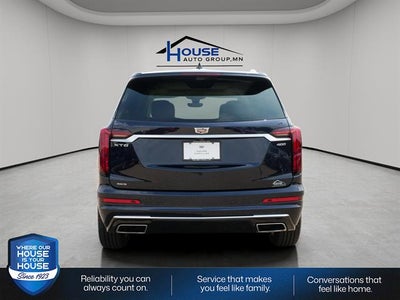 2022 Cadillac XT6 Base