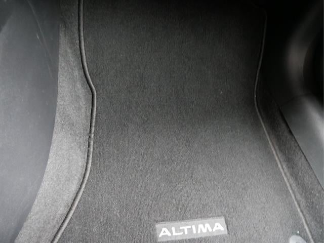 2025 Nissan Altima Base