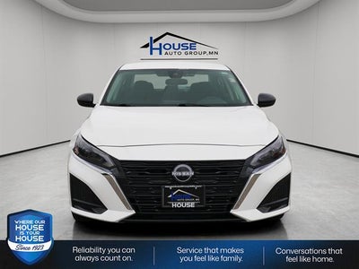 2025 Nissan Altima Base