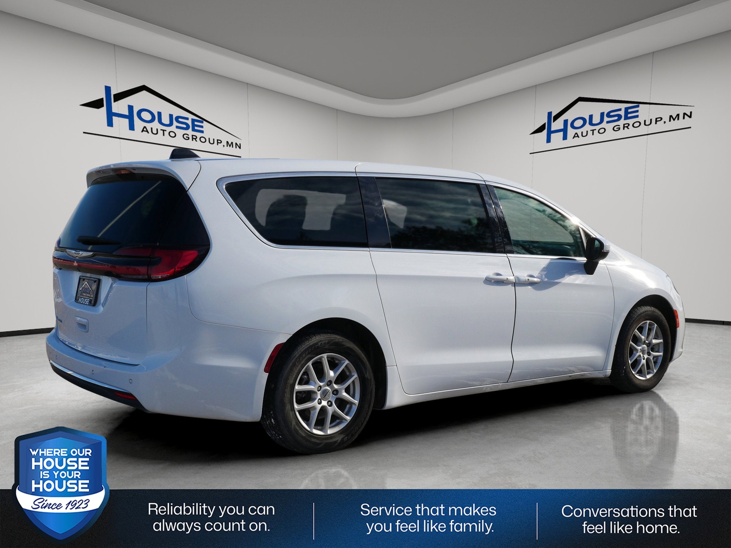 2023 Chrysler Pacifica Touring L