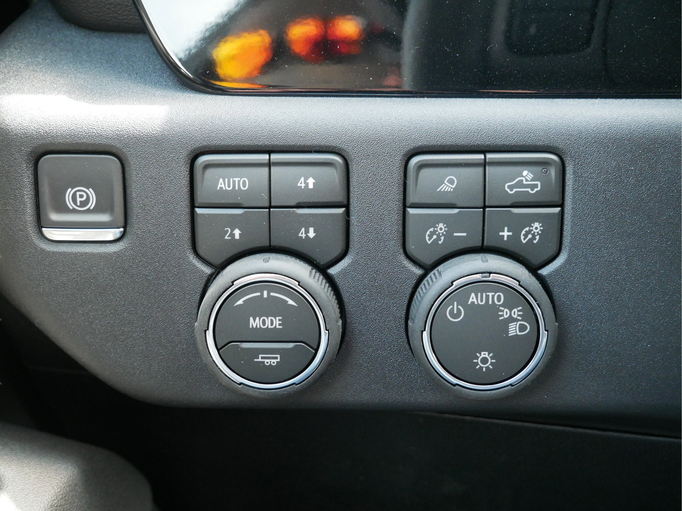 2026 Chevrolet Silverado 1500 Crew Cab Short Box 4-Wheel Drive LT 1LT
