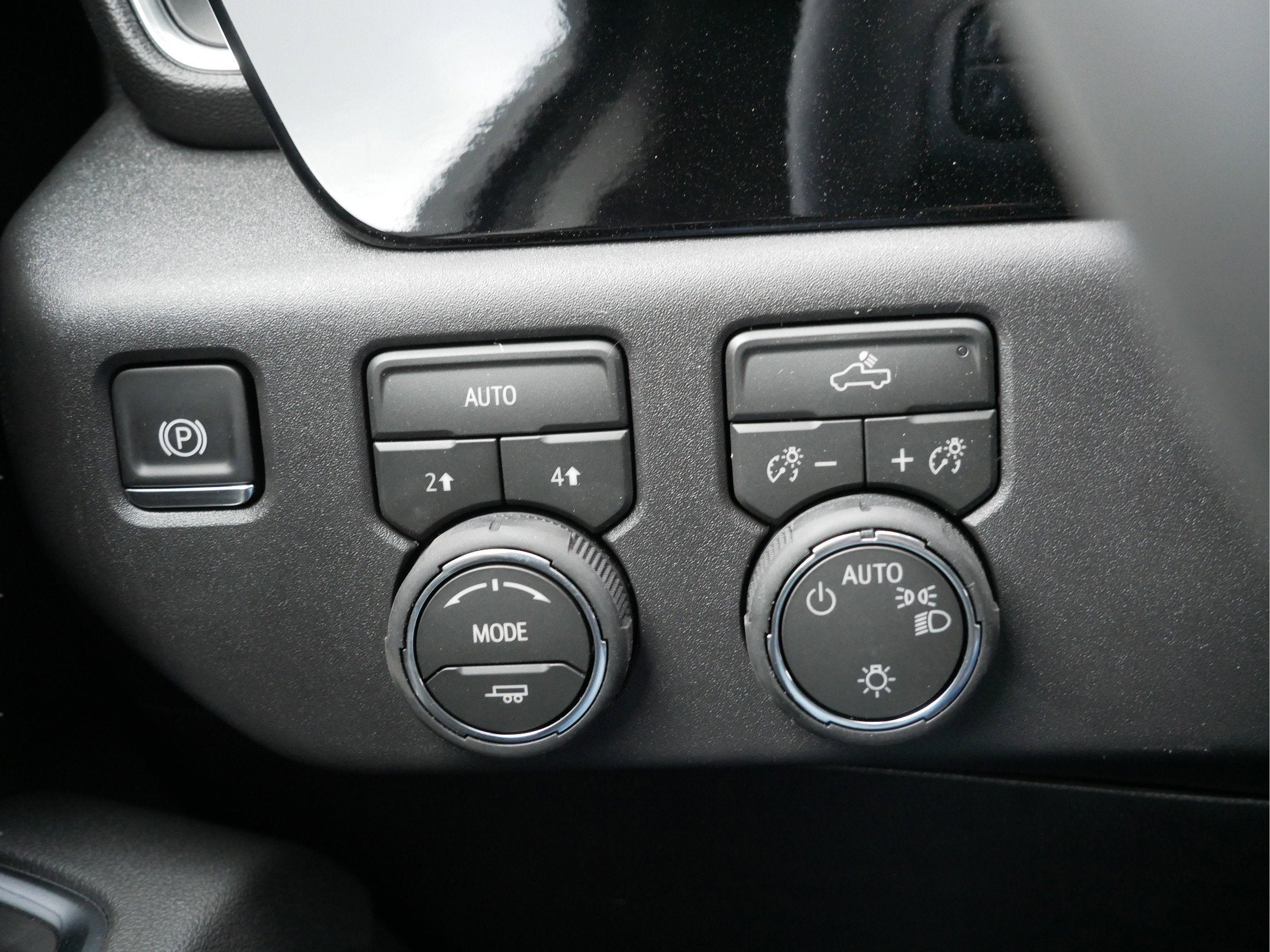 2026 Chevrolet Silverado 1500 Crew Cab Short Box 4-Wheel Drive LT 2FL