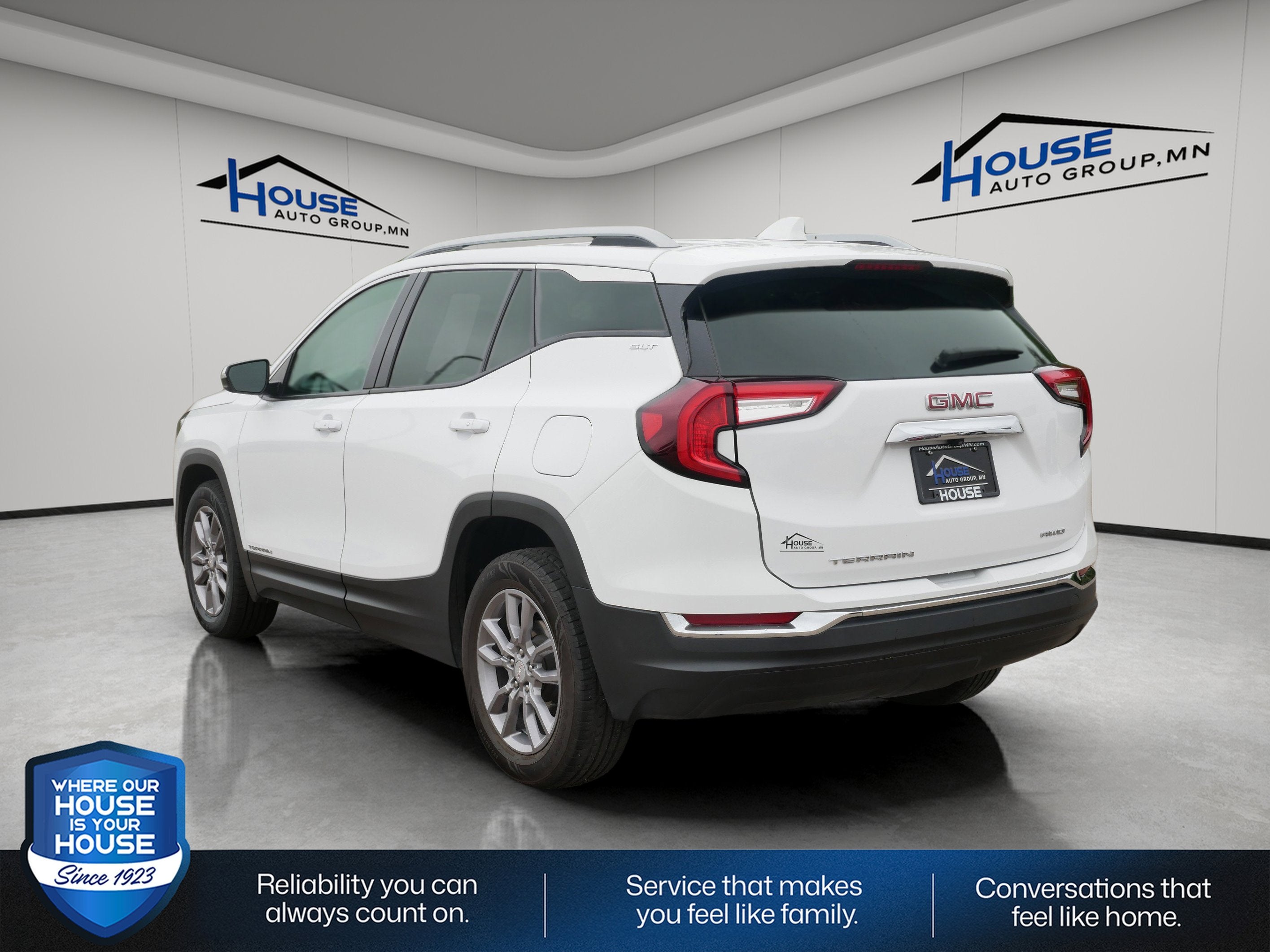 2024 GMC Terrain SLT