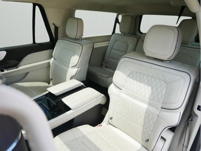 2024 Lincoln Navigator Black Label