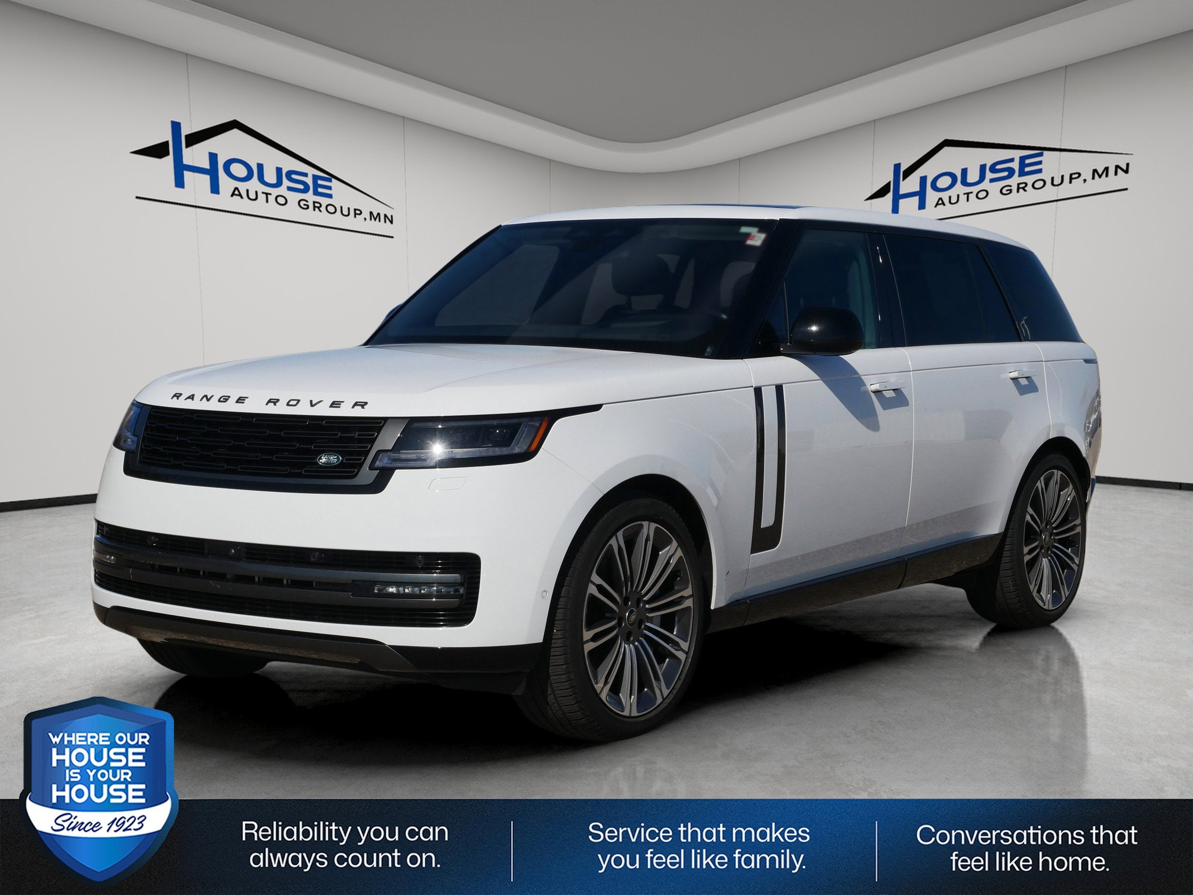 2023 Land Rover Range Rover SE