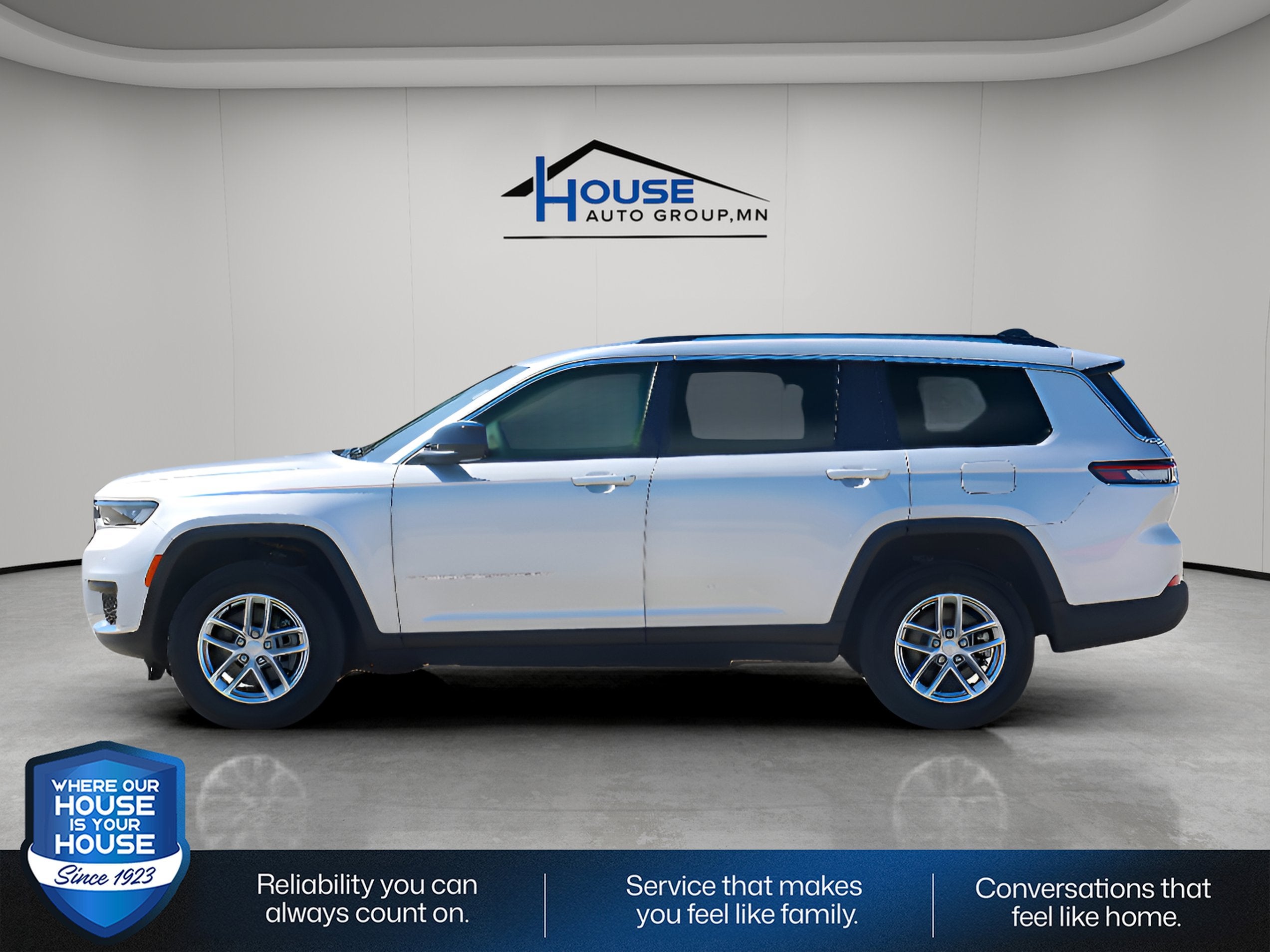 2023 Jeep Grand Cherokee L Laredo