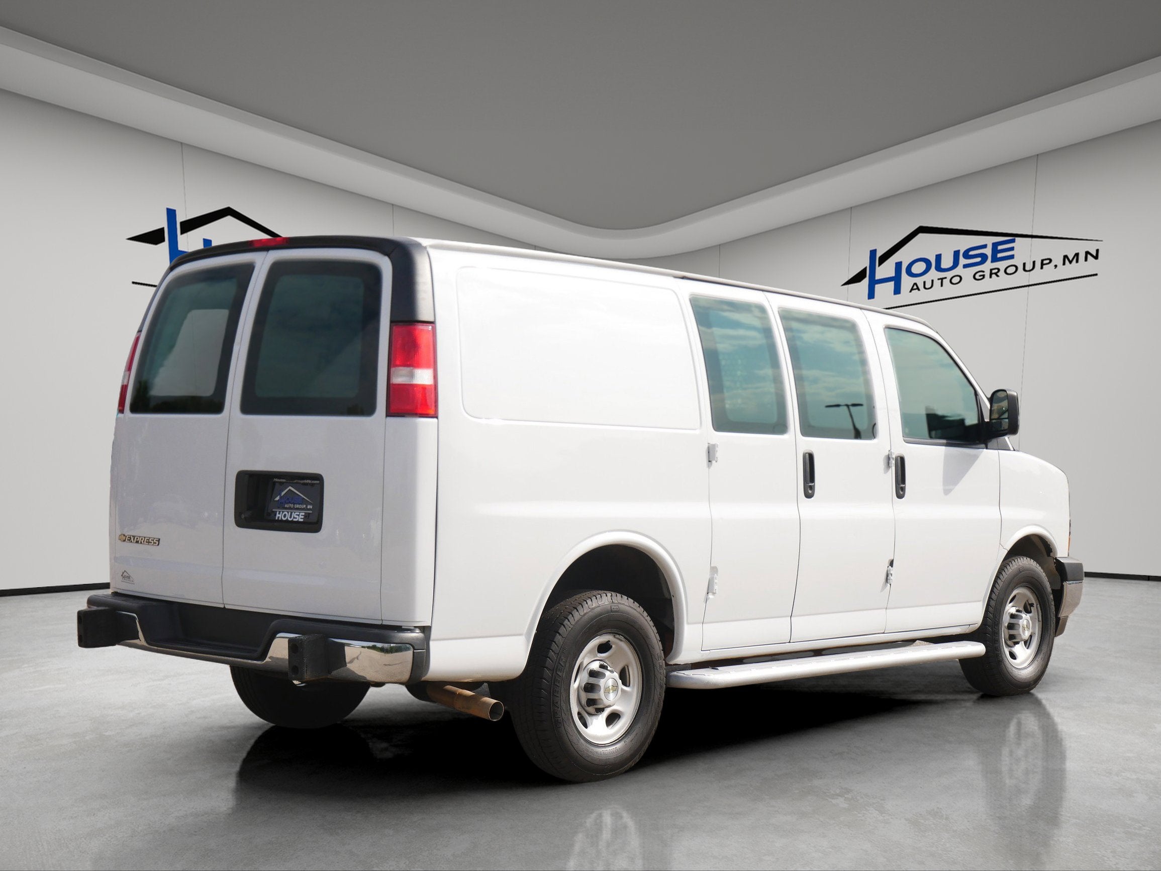 2023 Chevrolet Express Cargo Van Work Van