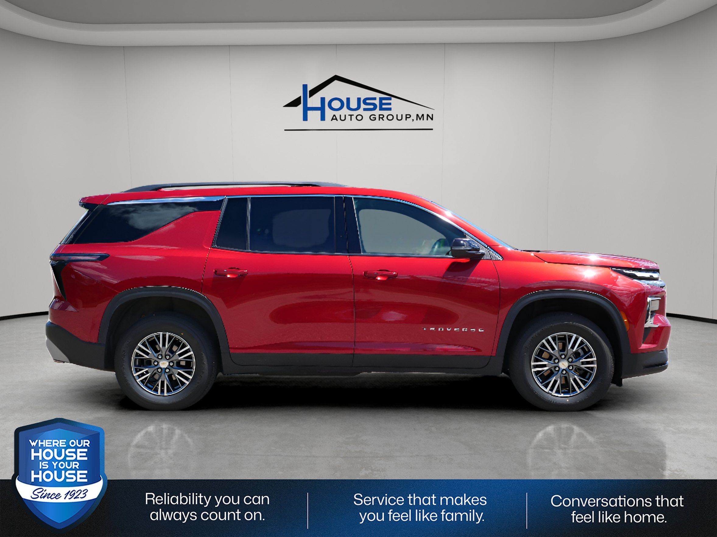 2025 Chevrolet Traverse AWD LT