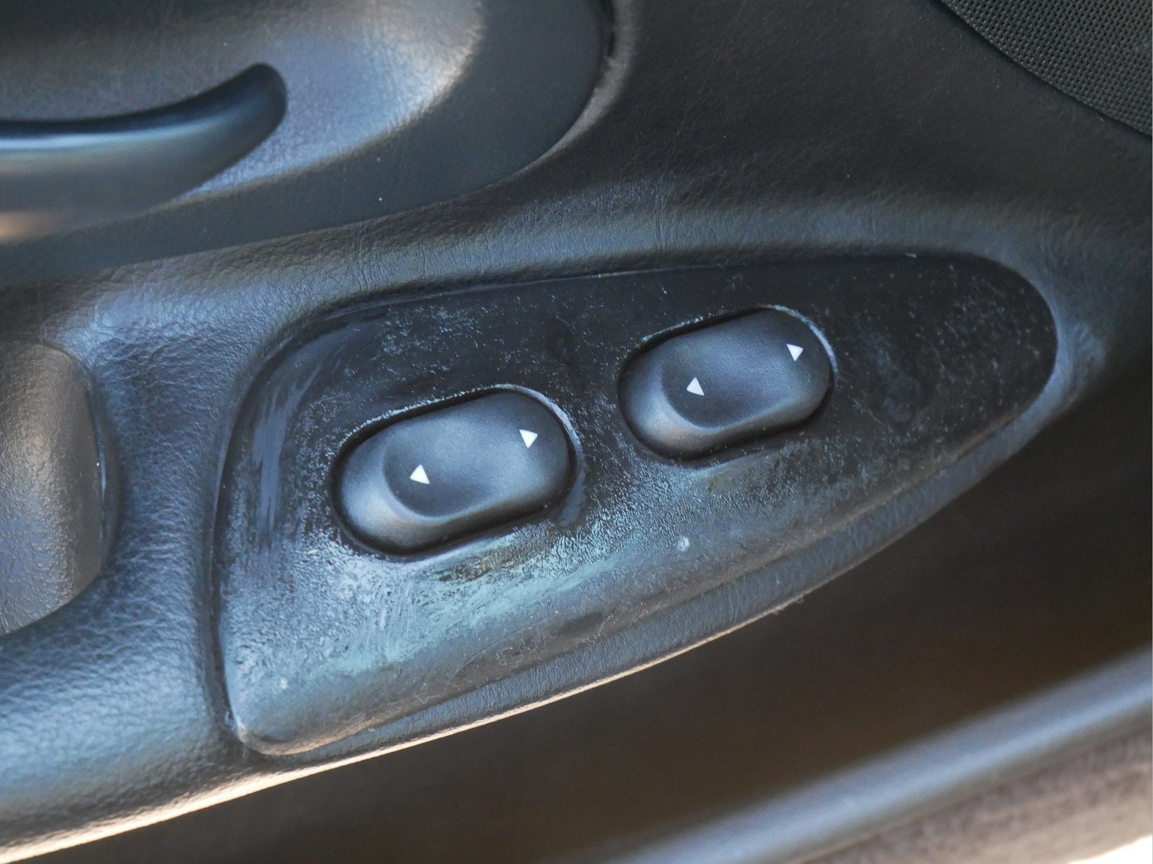 1993 Lincoln Mark VIII Base