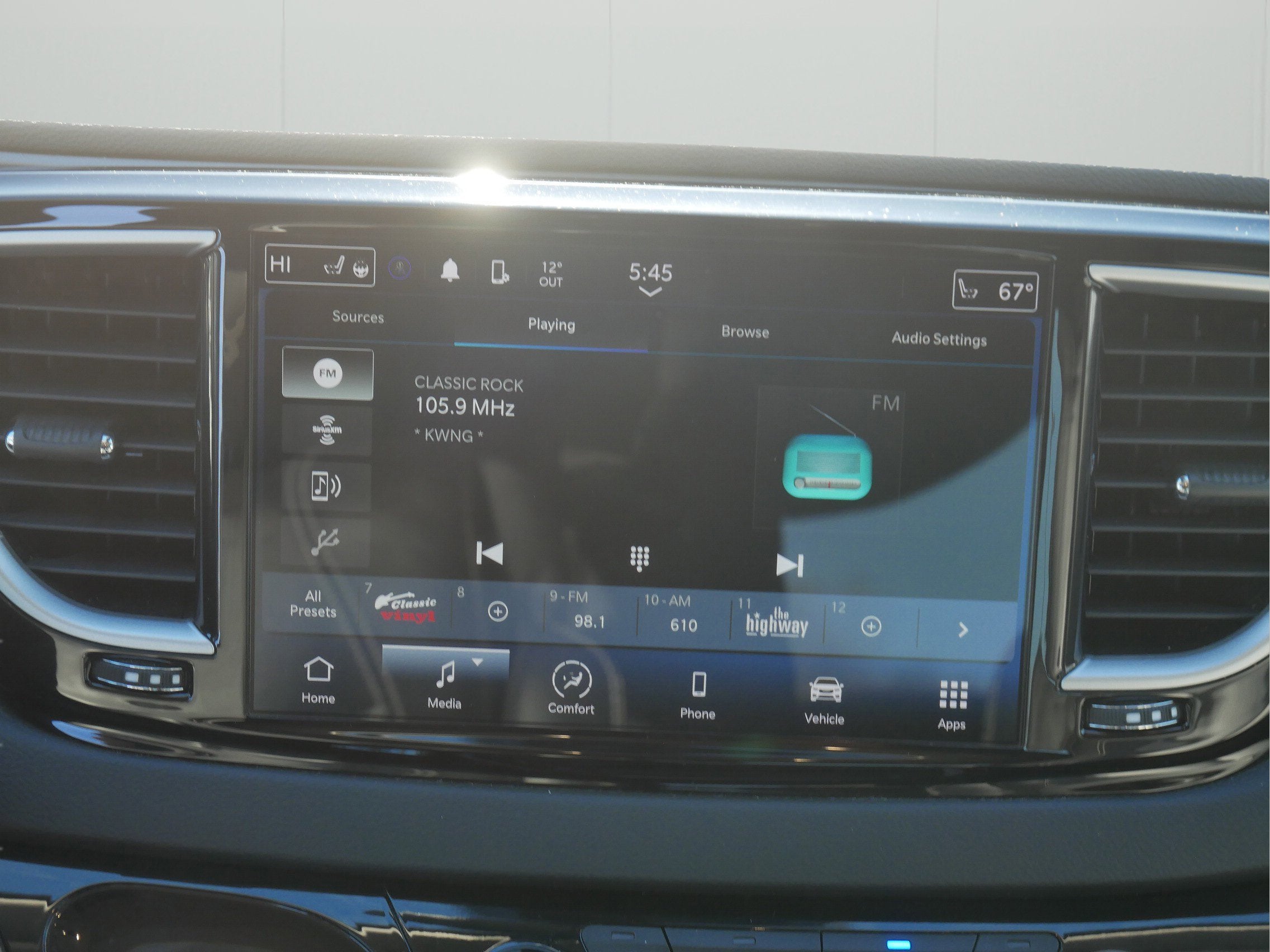 2023 Chrysler Pacifica Touring L