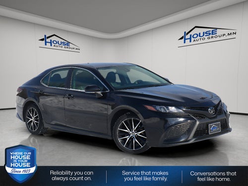 2022 Toyota Camry SE