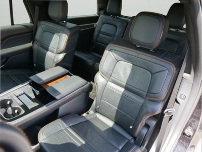 2024 Lincoln Navigator Black Label