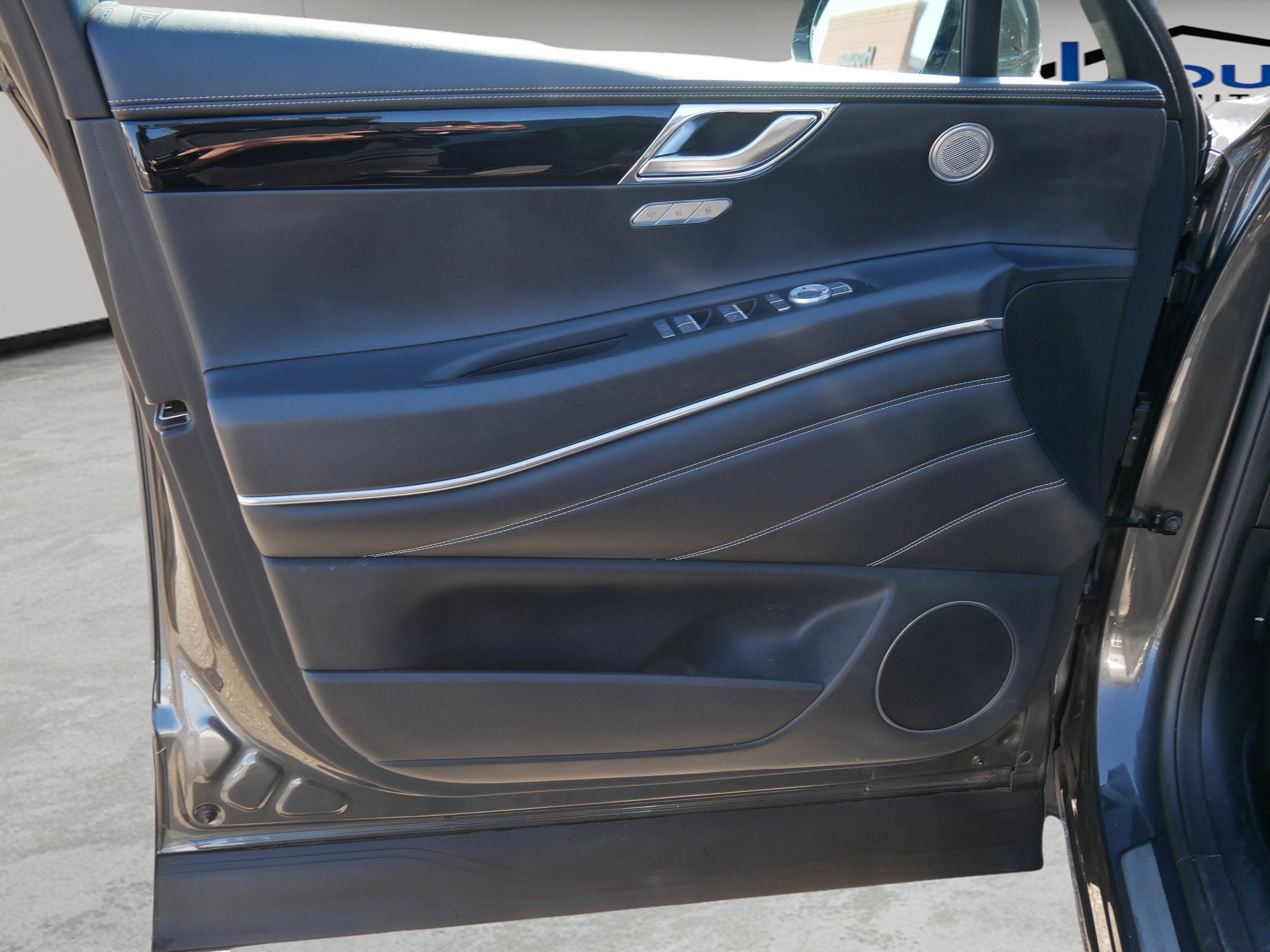 2025 Genesis GV80 2.5T Standard