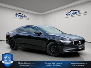 2018 Volvo S90 Momentum