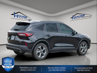 2025 Ford Escape ST-Line Select