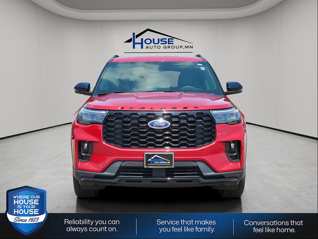 2025 Ford Explorer ST-Line